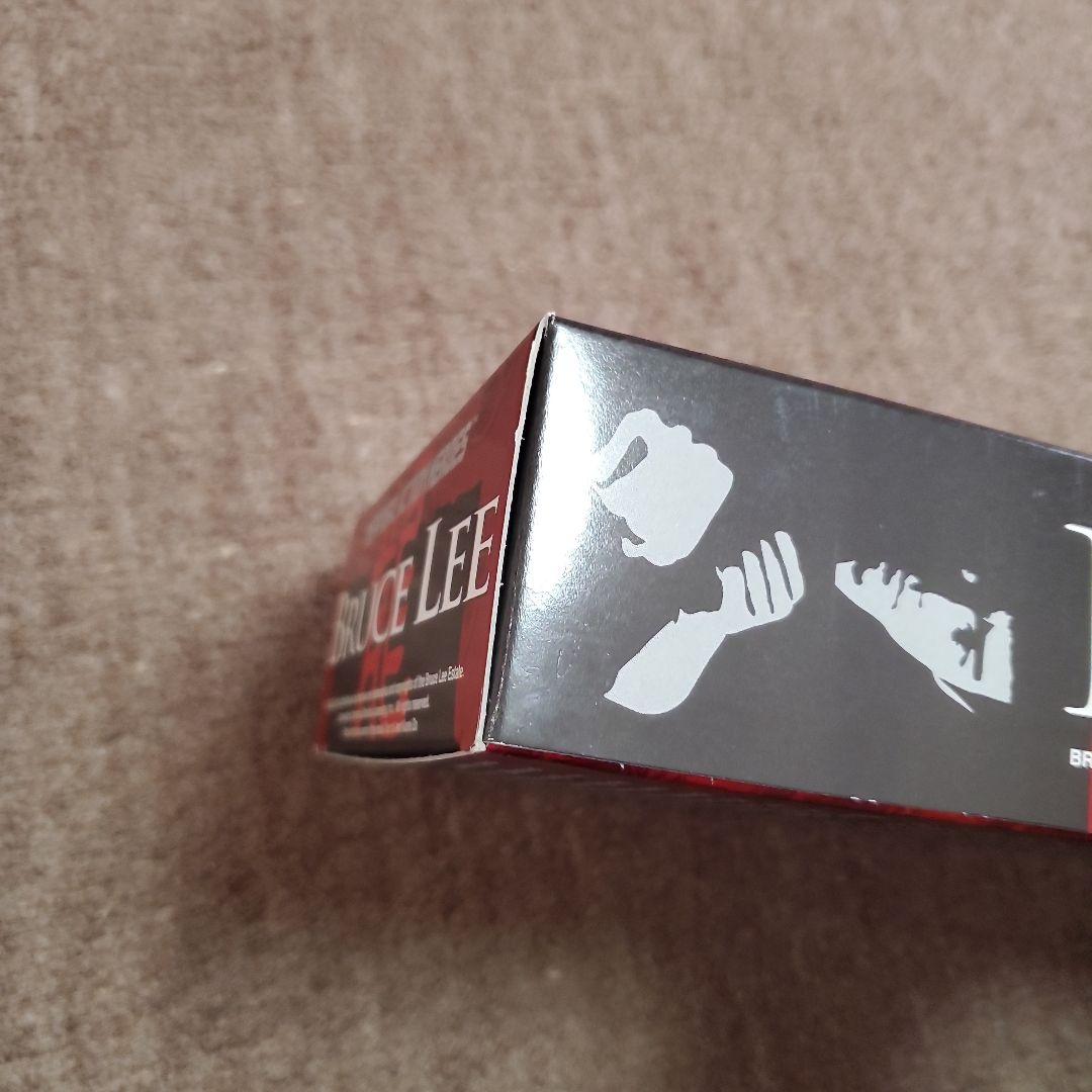 ブルース・リー フィギュア NEW REAL ACTION HEROES