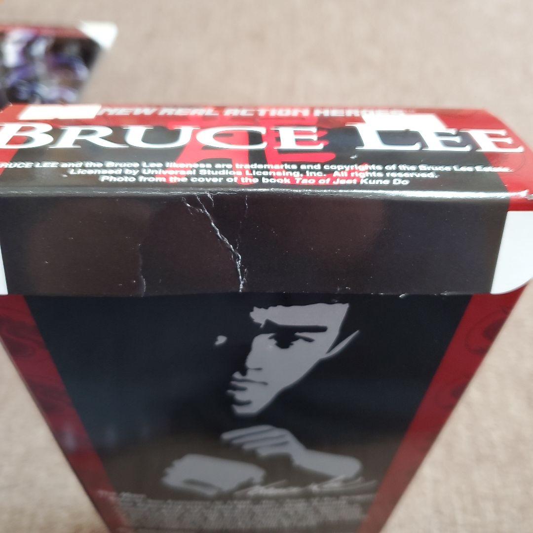 ブルース・リー フィギュア NEW REAL ACTION HEROES