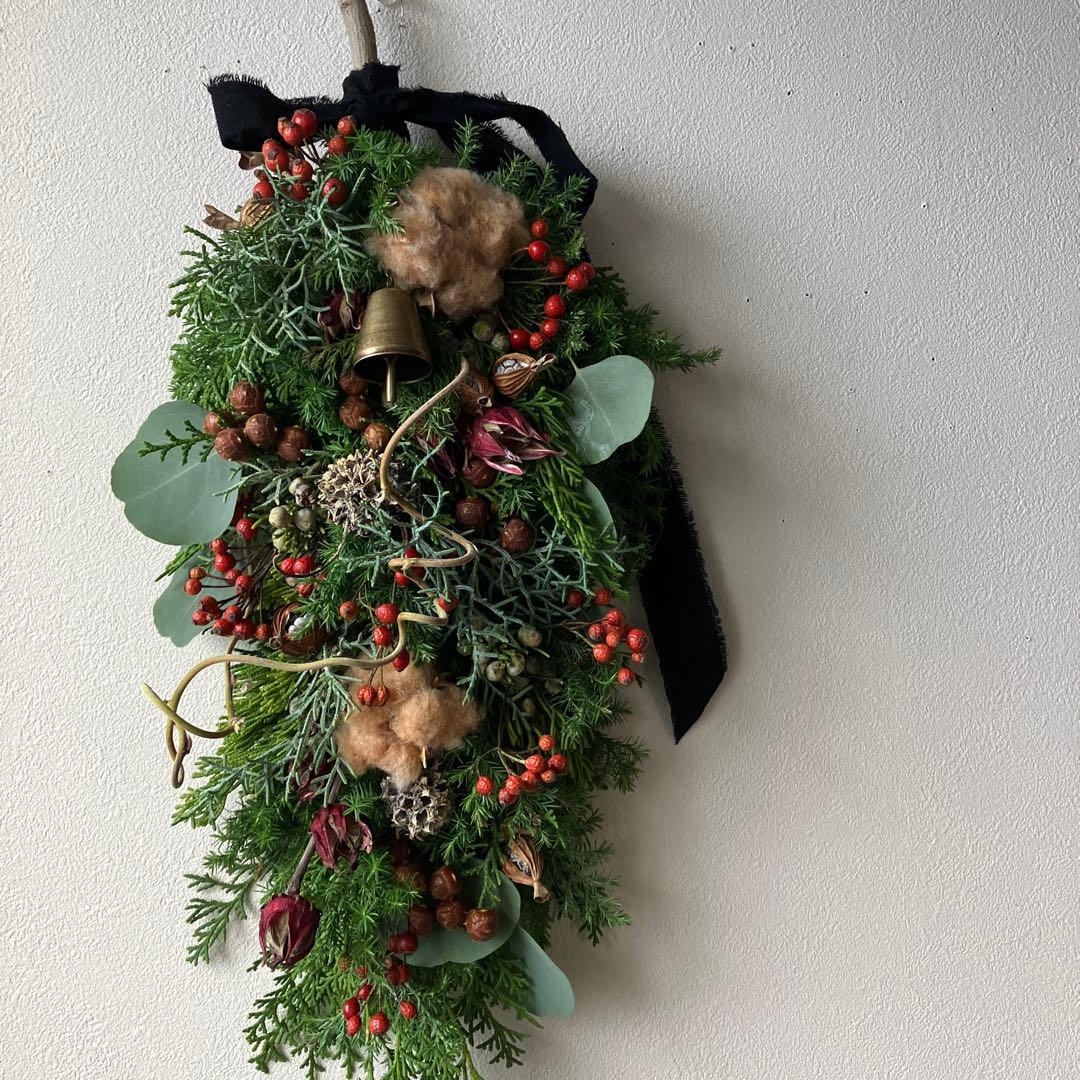 コットンと赤い実のクリスマススワッグガーランド　ローゼル　野バラの実