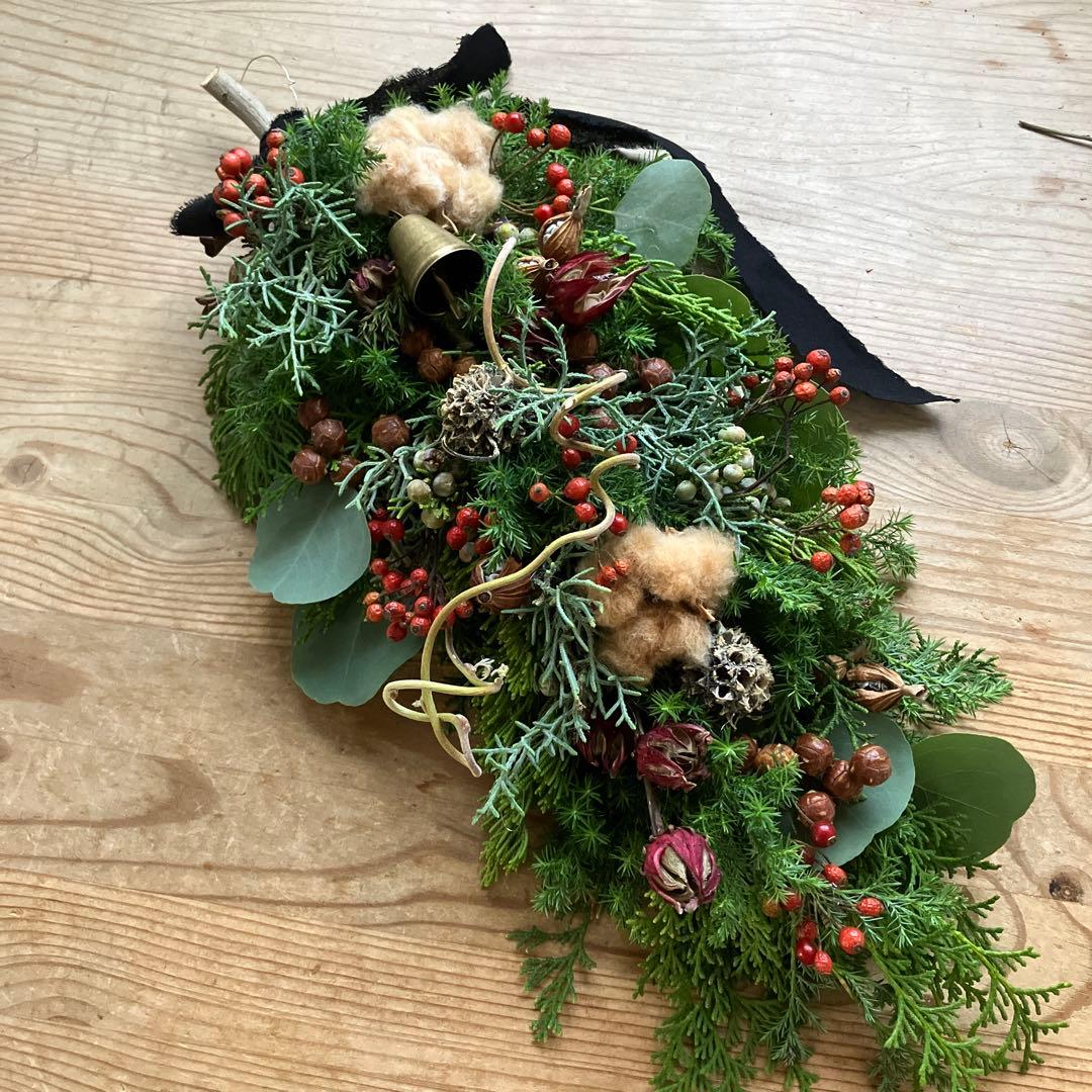 コットンと赤い実のクリスマススワッグガーランド　ローゼル　野バラの実