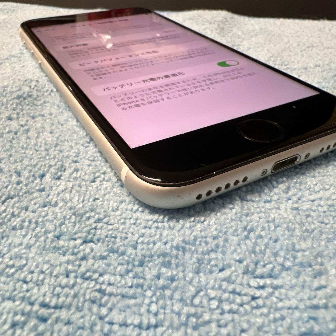 Apple iPhone SE 第2世代　64GB ホワイト　SIMフリー