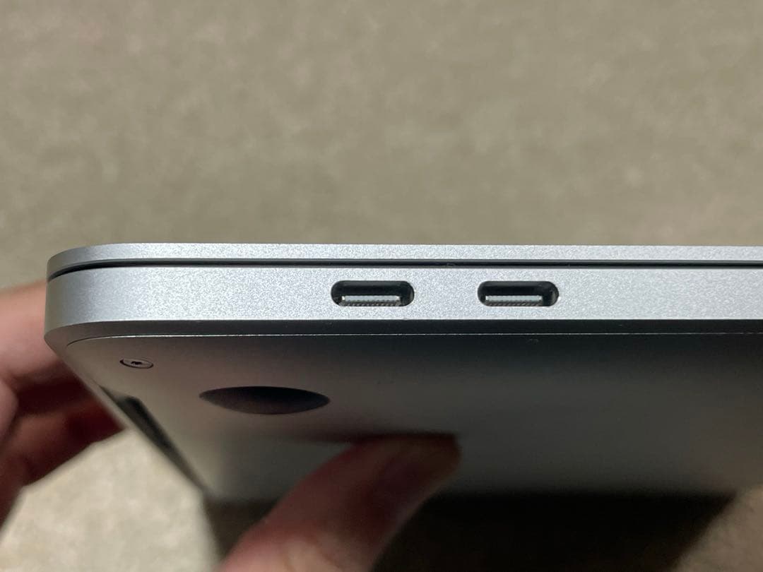 MacBook Pro 2020 Intel core i5シルバー 充電器付き