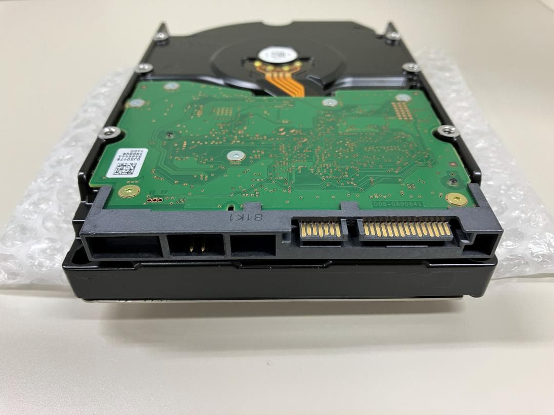 Hitachi/HGST 3.5 HDD 4TB ※管理番号：⑯