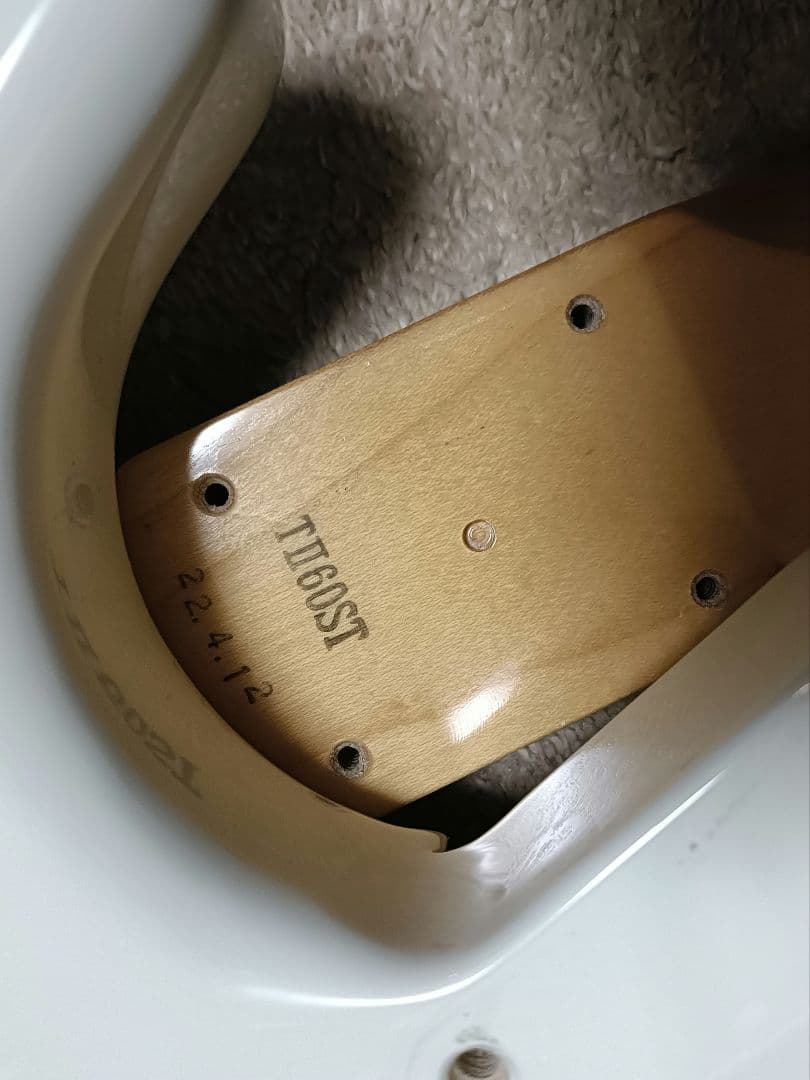 ギター fender Japan Traditional 60s stratcaster