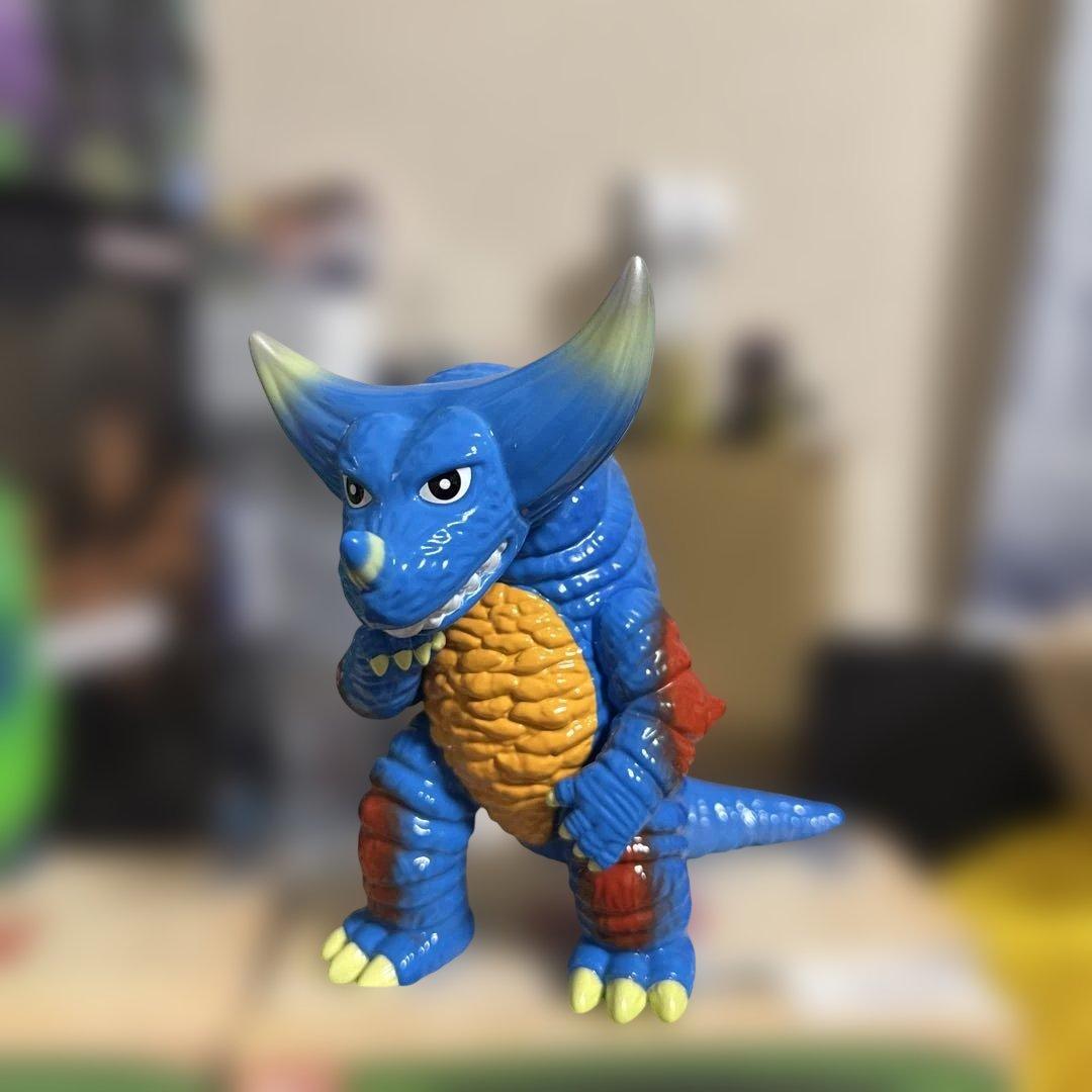 ウルトラマン怪獣　Artverse アートソフビシリーズ　ゼットン　海外限定