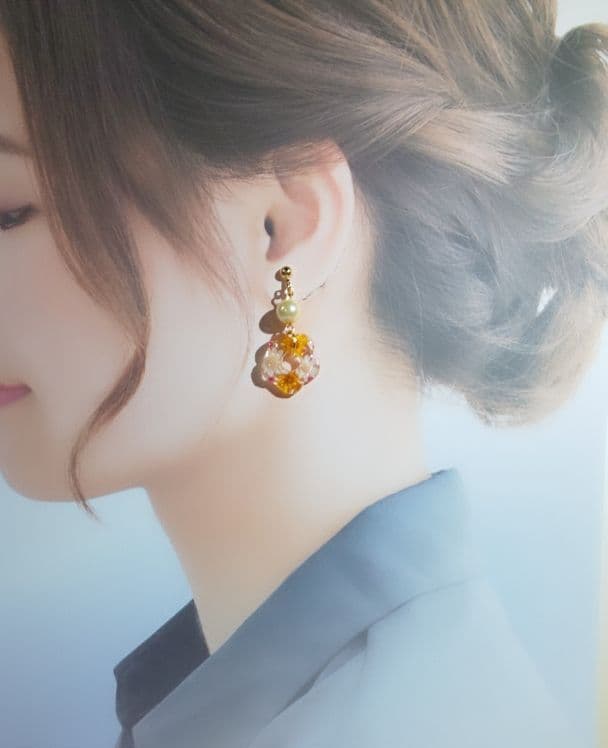 No.869   フラワーオレンジイヤリング