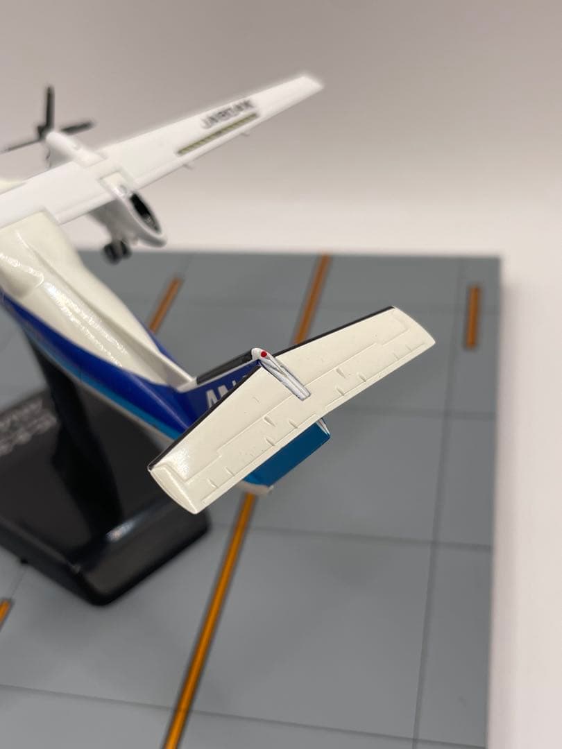 1/200 DHC-8-300 ANA ありがとう、さようなら。Q300