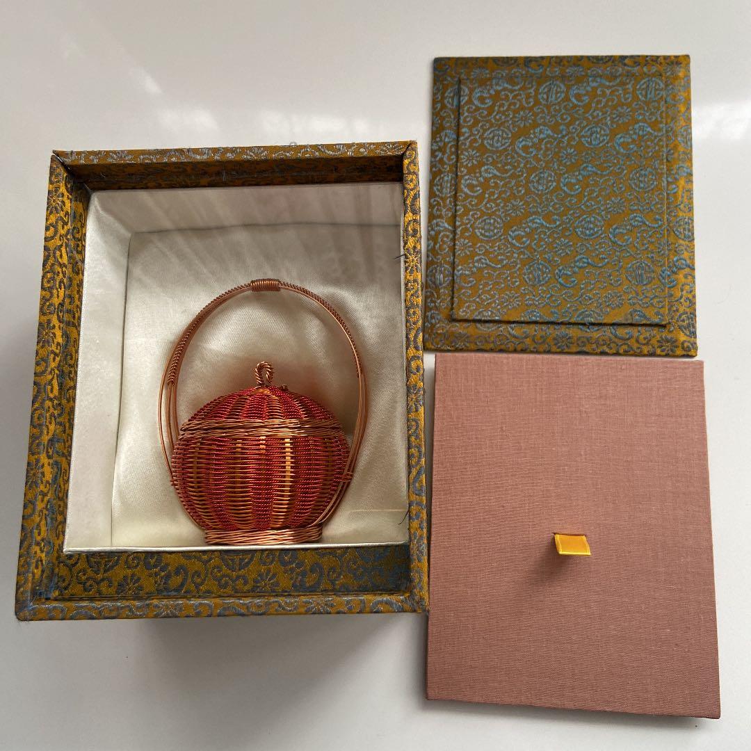 未使用・珍品・希少・レトロ【中国　銅線籠小物入れ】