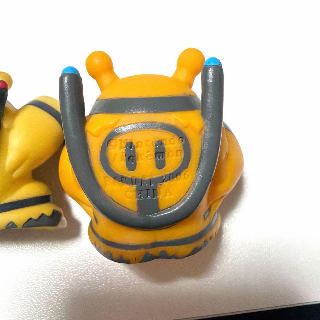 ポケモンキッズ　エレキブル　色違い　指人形