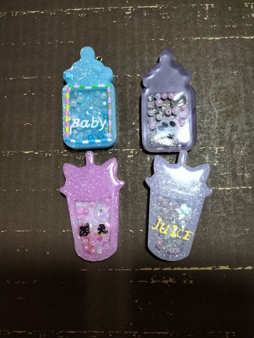 シャカシャカキーホルダー