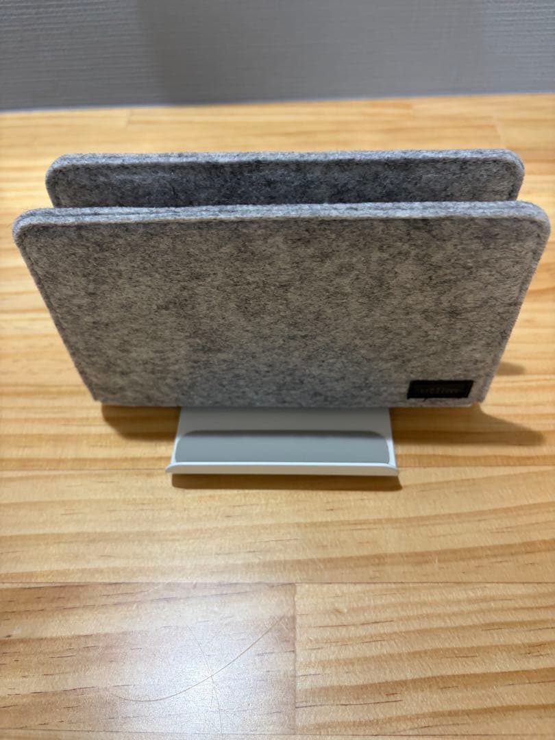 Logitech ワイヤレスキーボードとsurfaceマウスセット　スタンド付き