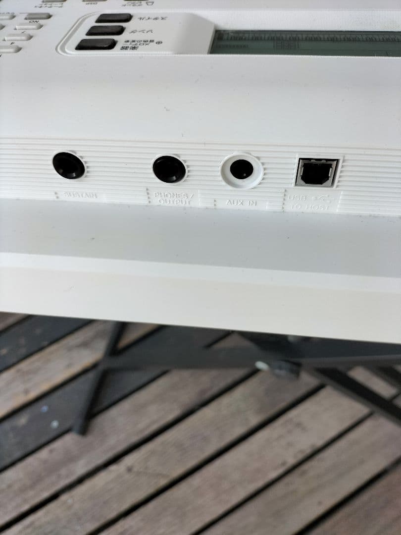 YAMAHA ヤマハ 61鍵キーボード EZ-300 ホワイト 台付