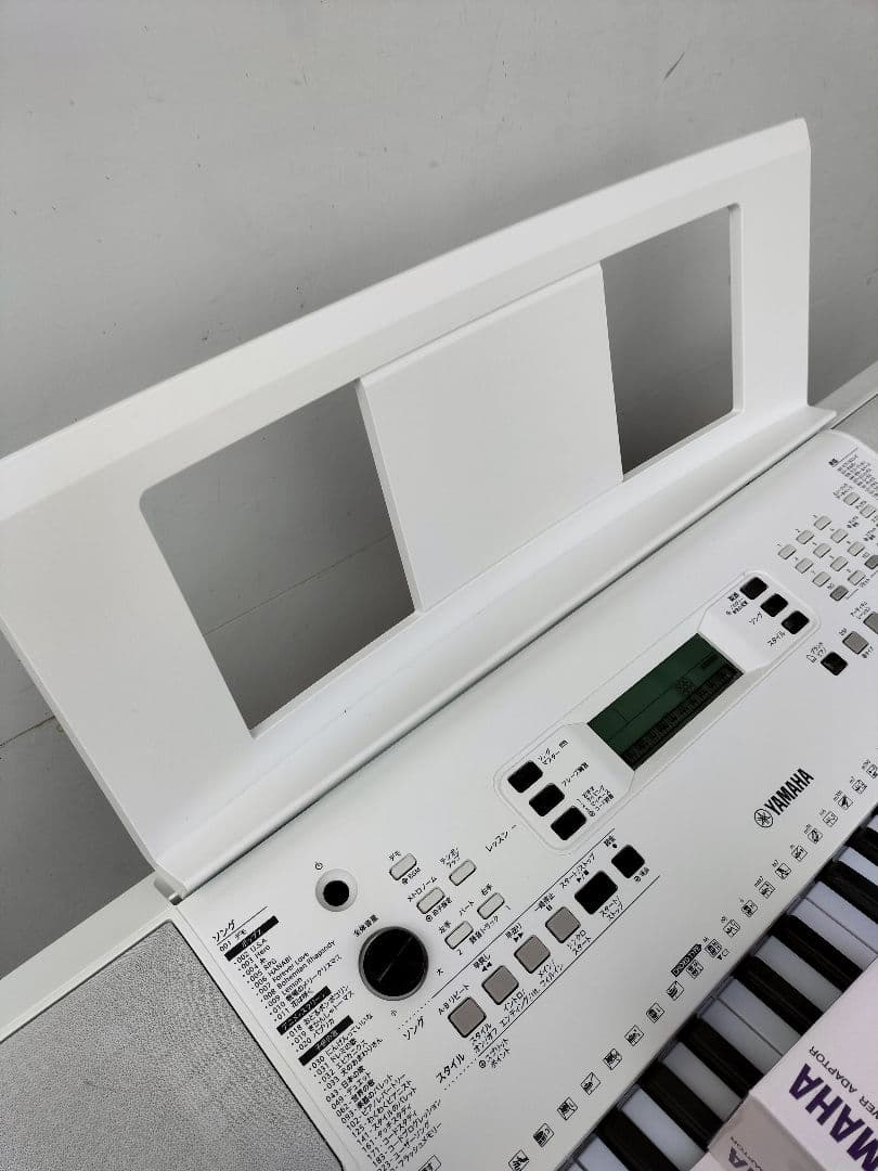 YAMAHA ヤマハ 61鍵キーボード EZ-300 ホワイト 台付