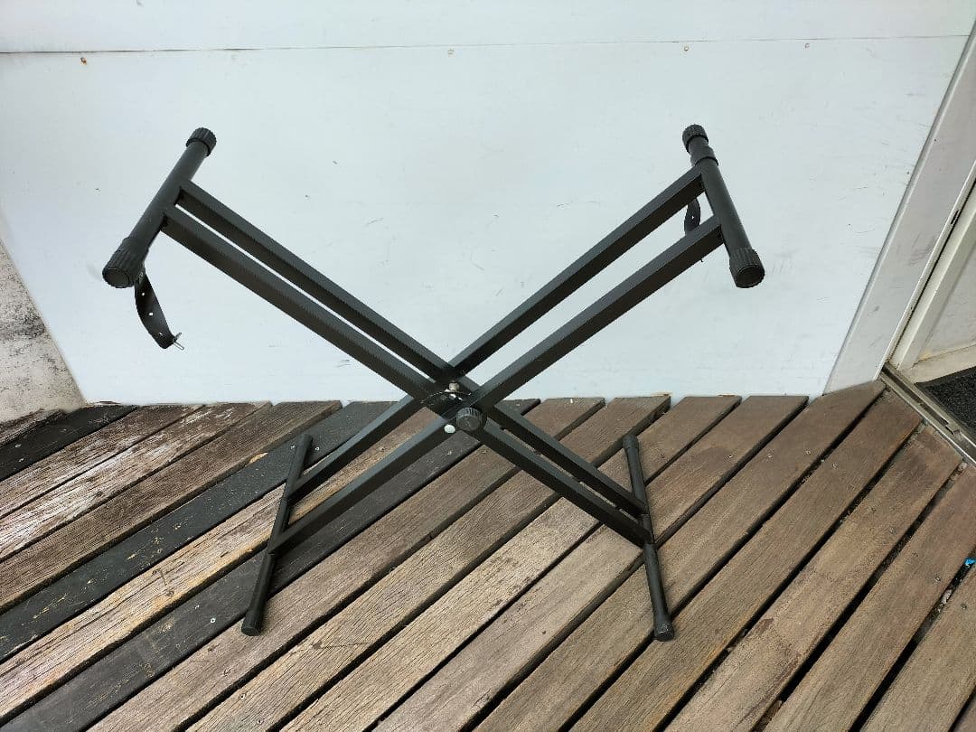 YAMAHA ヤマハ 61鍵キーボード EZ-300 ホワイト 台付