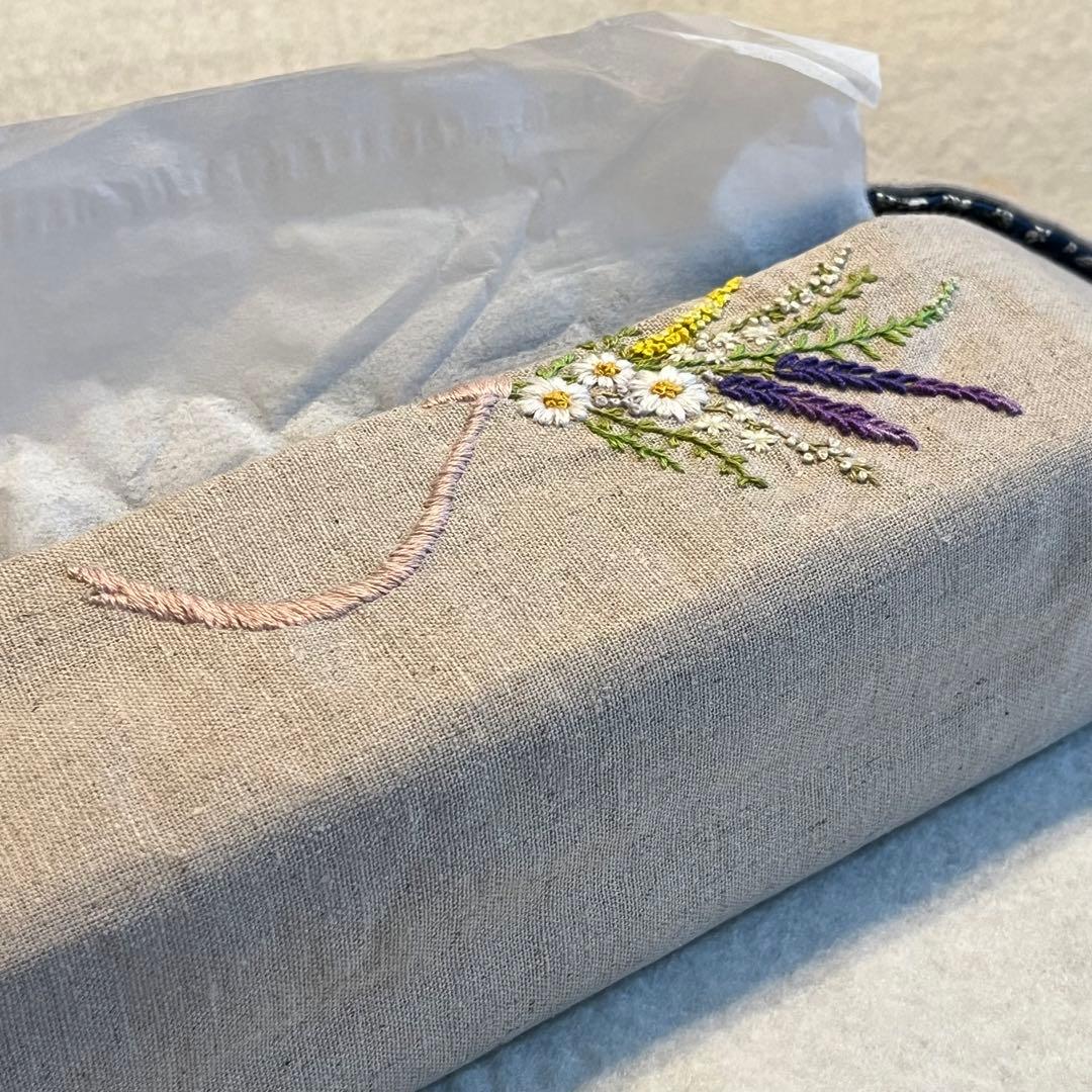刺繍　ティッシュカバー　ボックスティッシュ　オーダーメイド