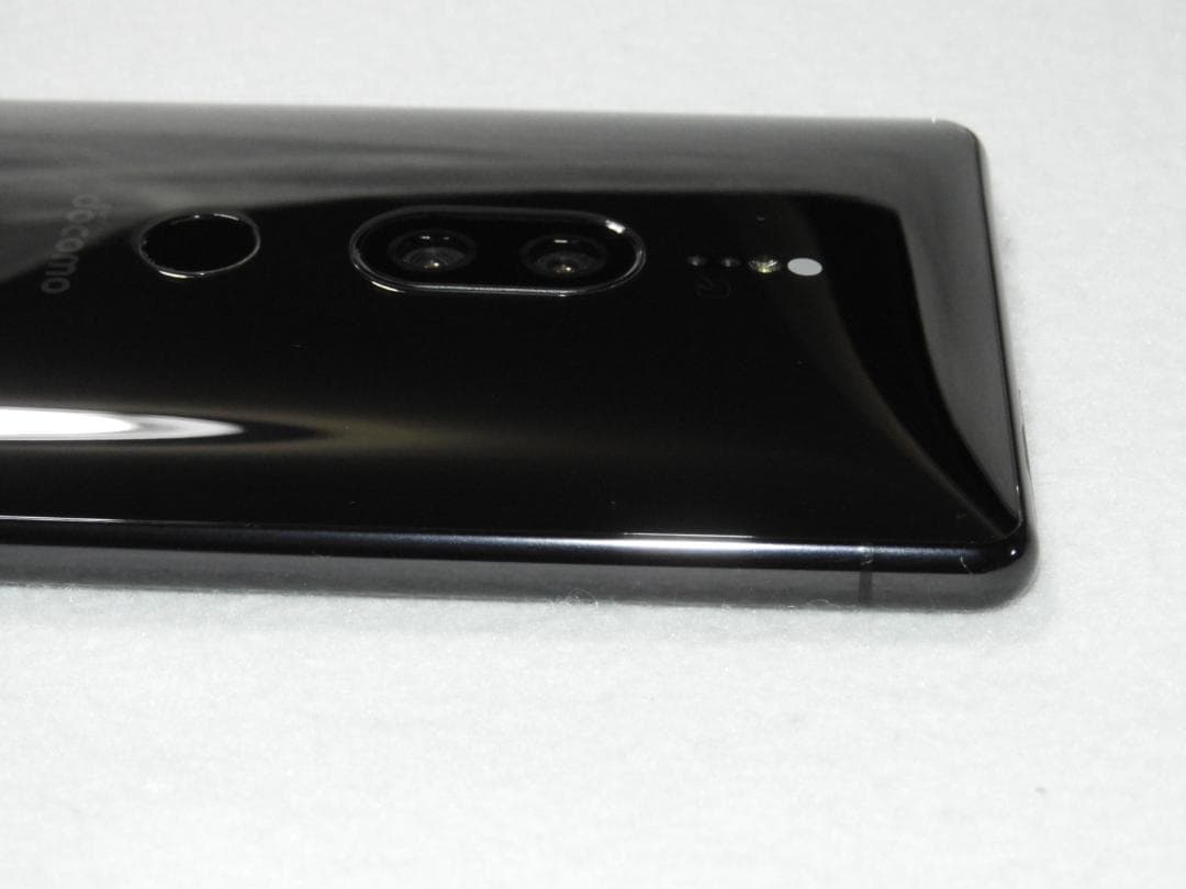 良品 SONY Xperia XZ2 Premium SO-04K SIMフリー