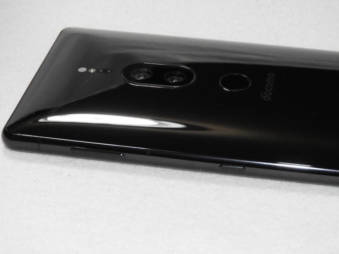 良品 SONY Xperia XZ2 Premium SO-04K SIMフリー