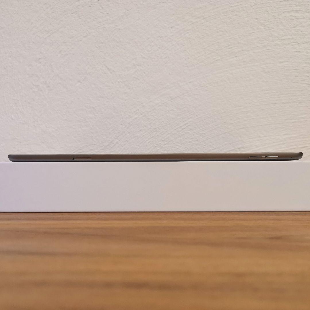 『美品・最大容量98%』iPad Air 第2世代 16GB『ドコモ版』