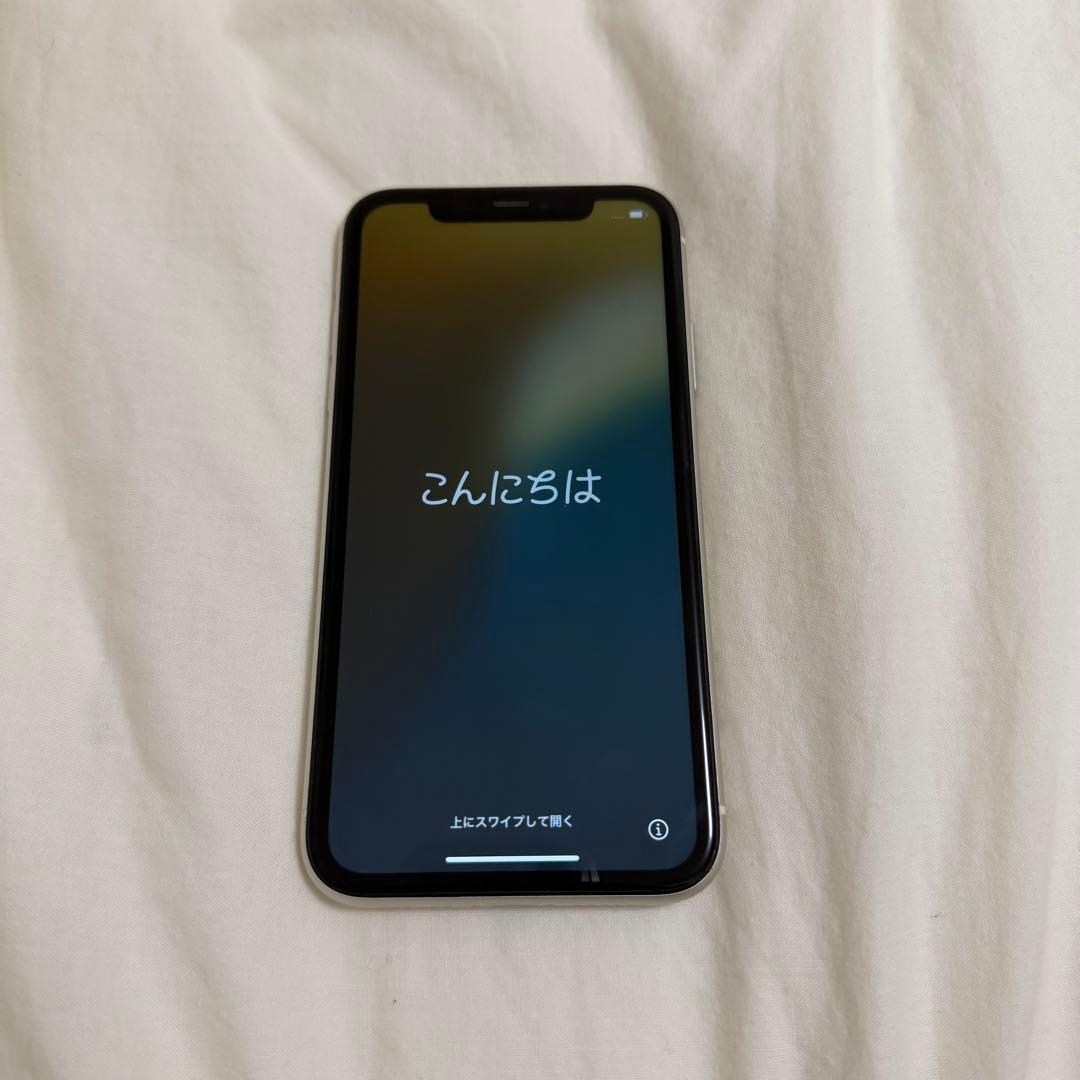 Apple iPhone 11 ホワイト