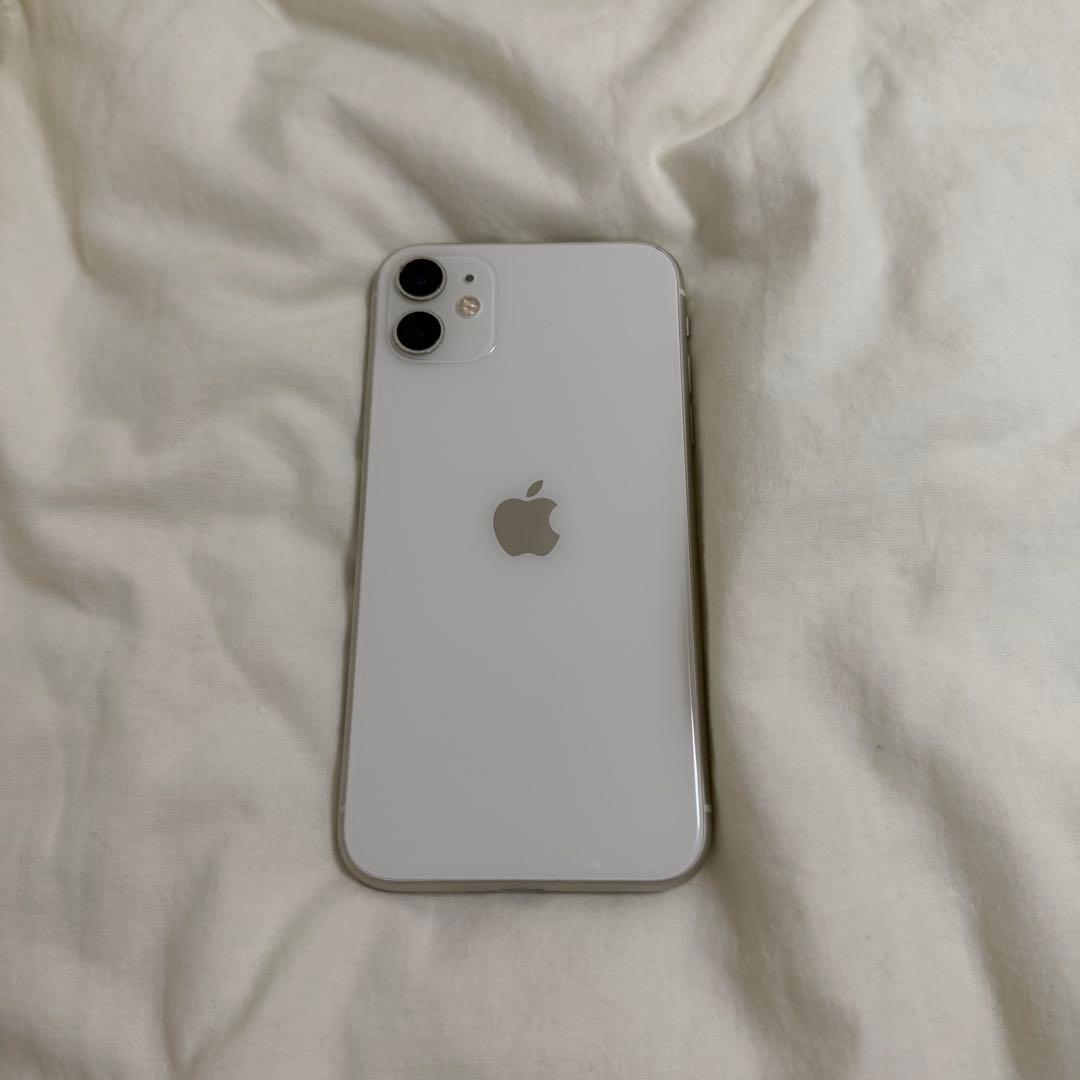 Apple iPhone 11 ホワイト