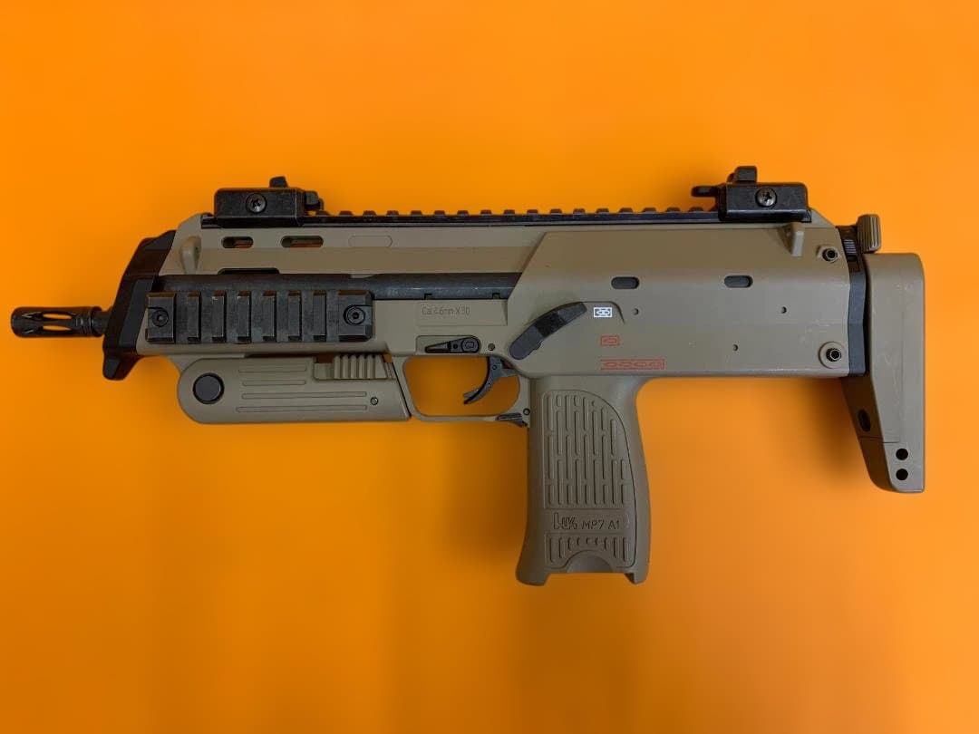 東京マルイ ガスブロ H&K MP7A1 タンカラー予備マガジン付