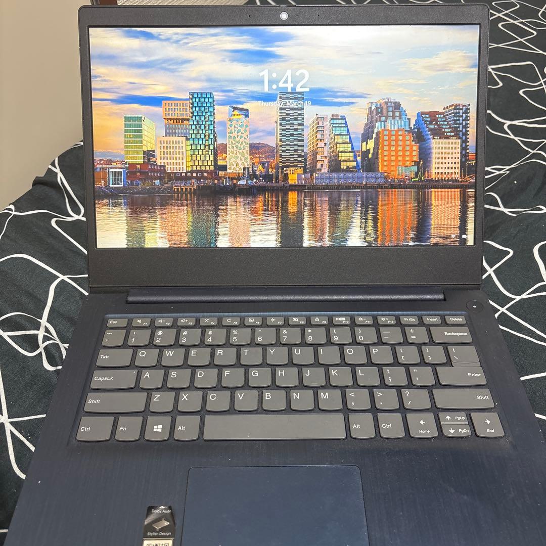 Lenovo ノートPC Intel Core i7