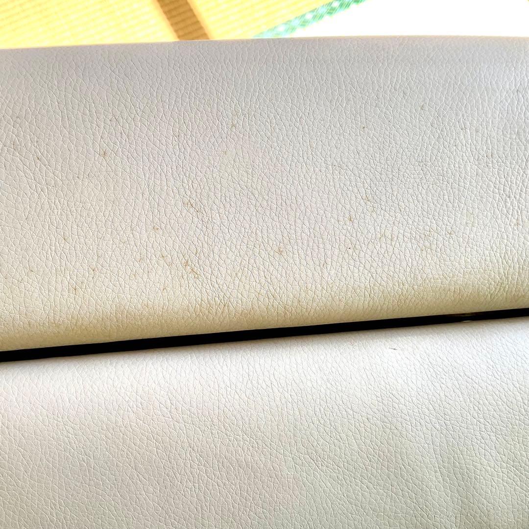 Inner Strength massage インナーストレングステーブルベッド