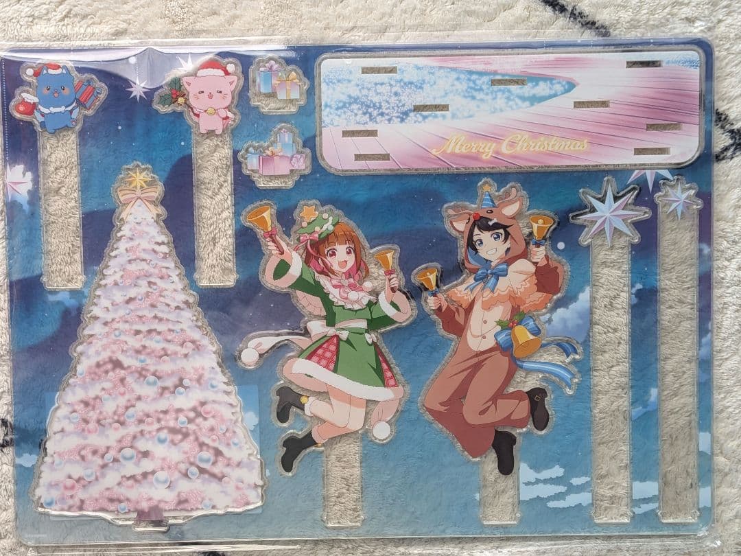 ちろぴの　わちゃハピクリスマス　アクリルジオラマ　ぴの　ちろる