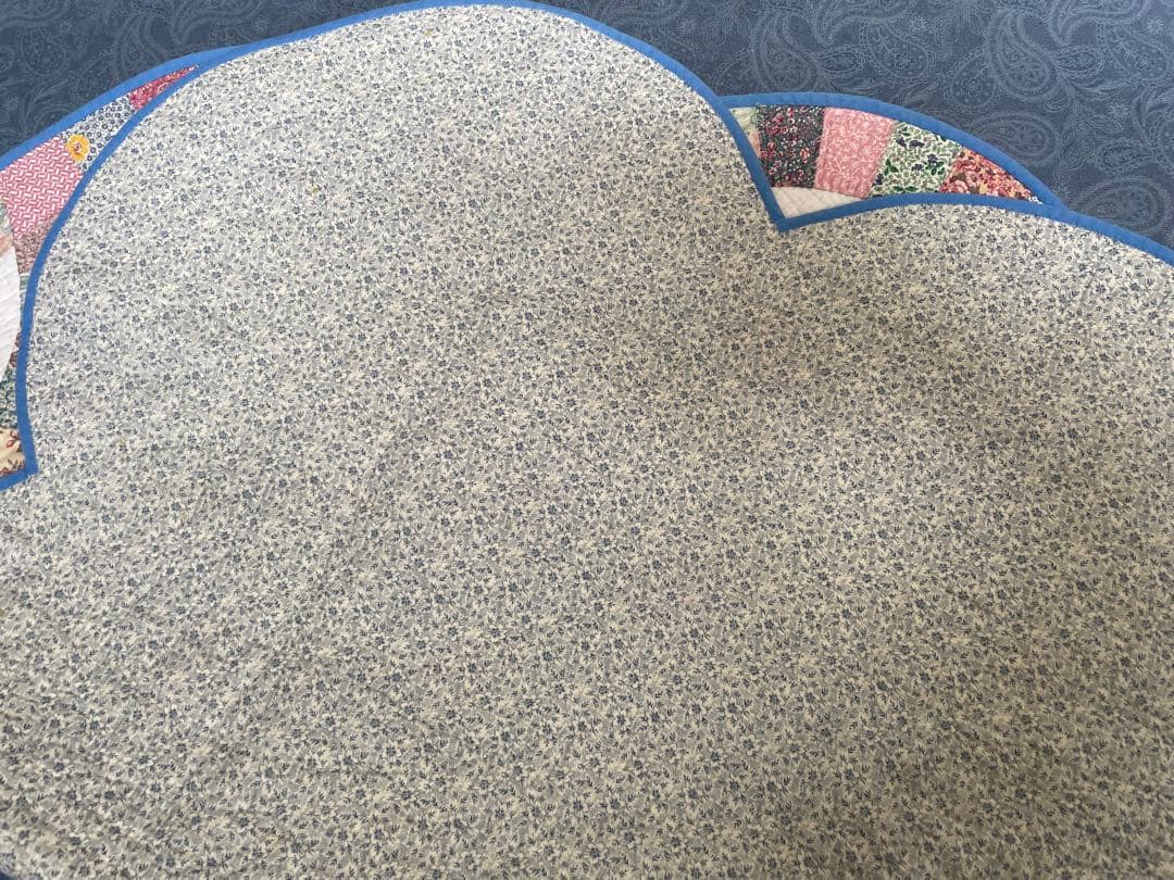 ハンドメイド　ダブルウェディングリングパターン キルト　約125×90