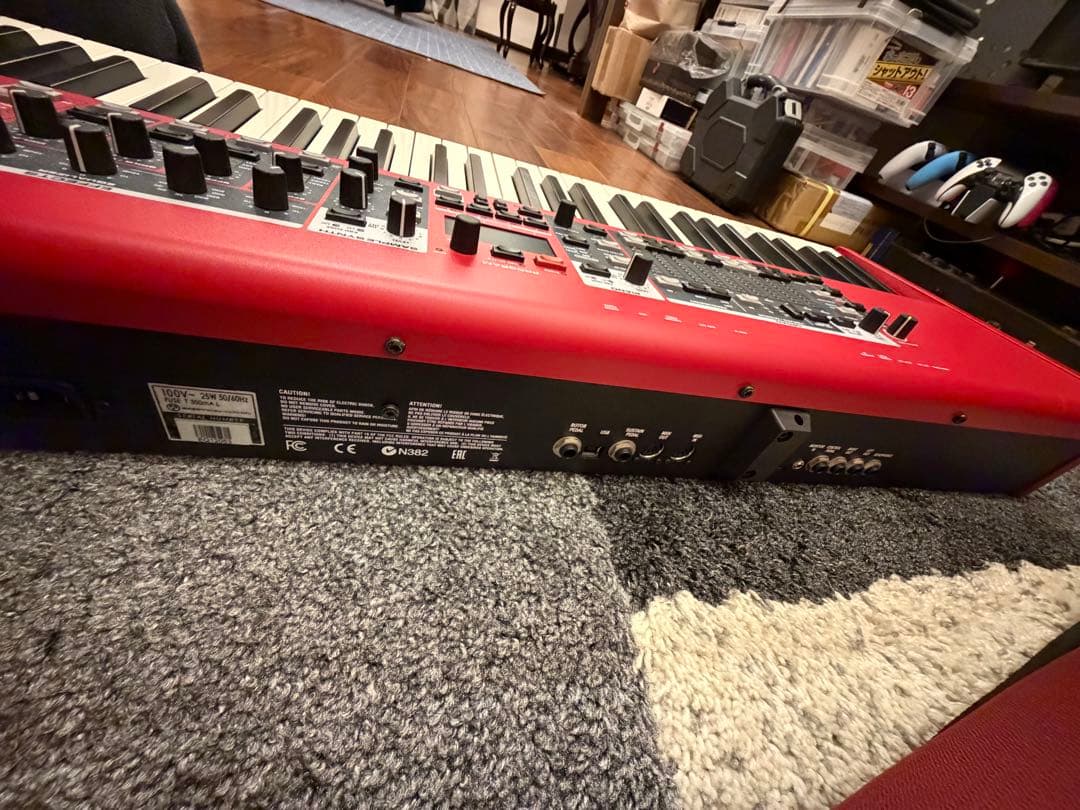Clavia Nord Electro 6 HP 73 ケース付