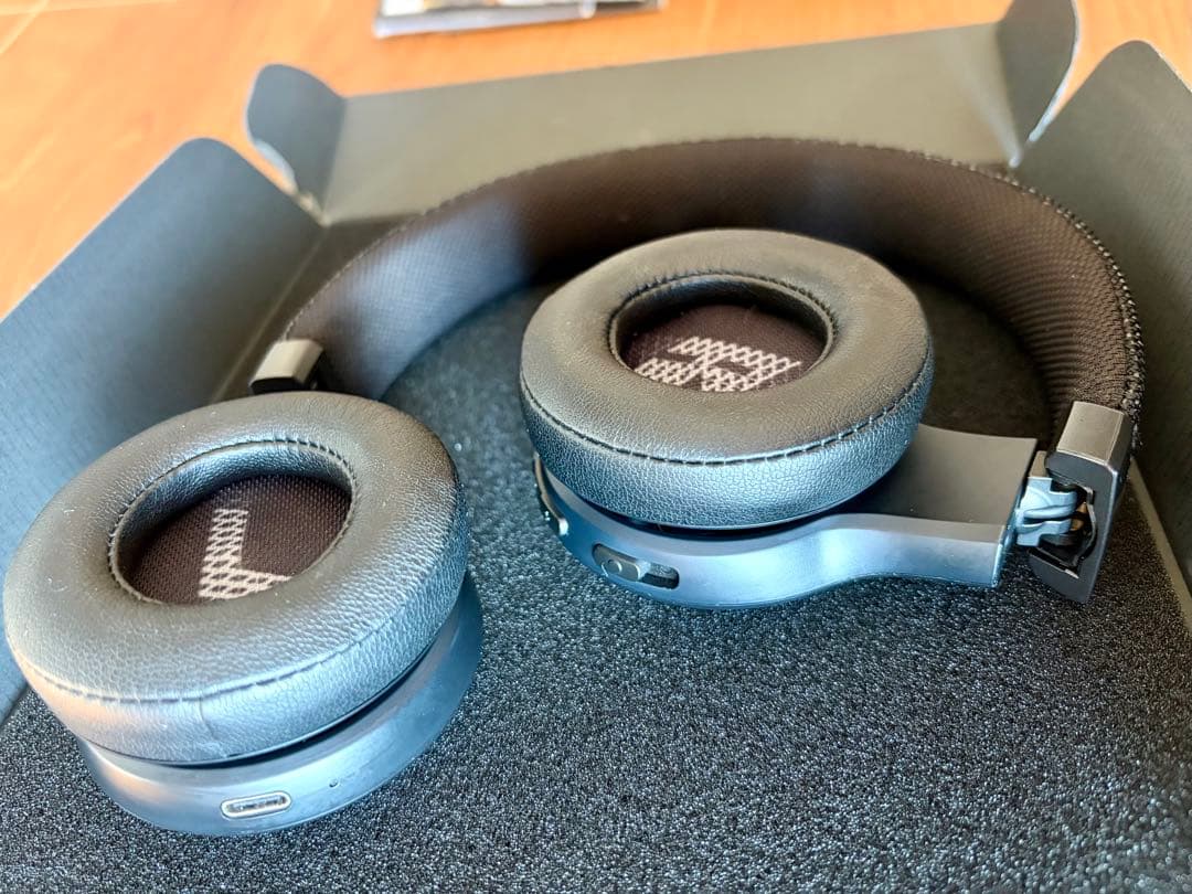 JBL LIVE 460NC ワイヤレスヘッドホン