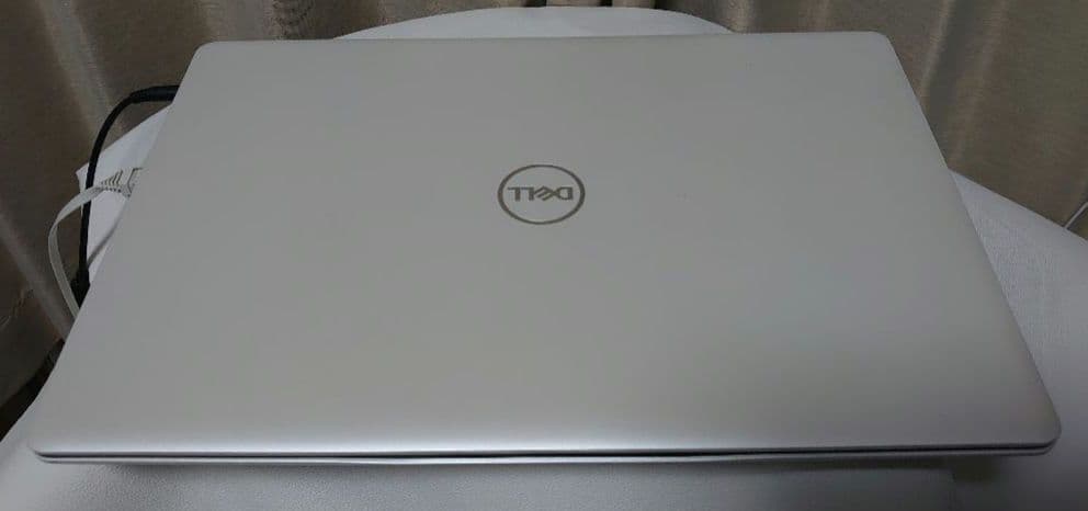 DELL ノートパソコン　Inspiron 3583 ホワイトパール
