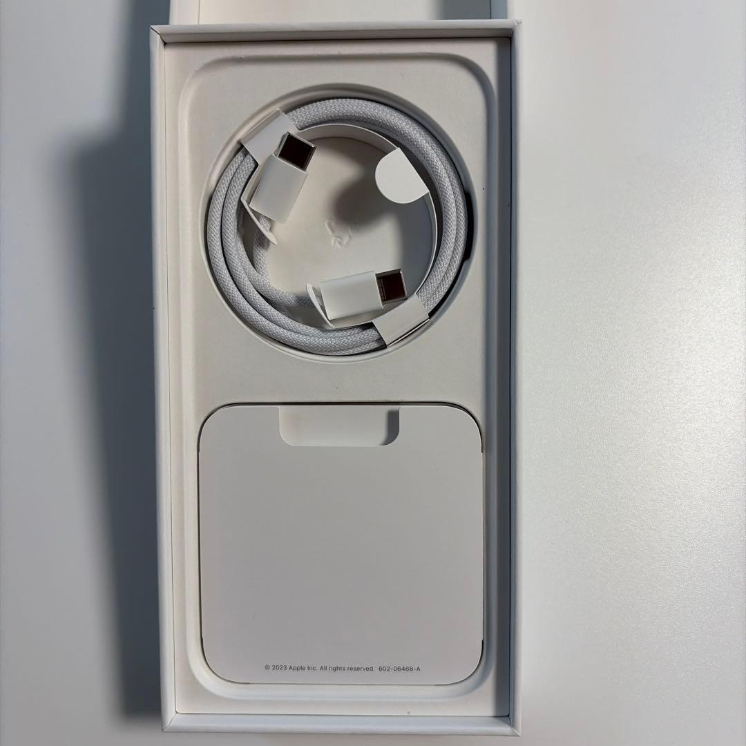 Apple iPhone 15 Pro MAX ブルーチタ 256Sim フリー