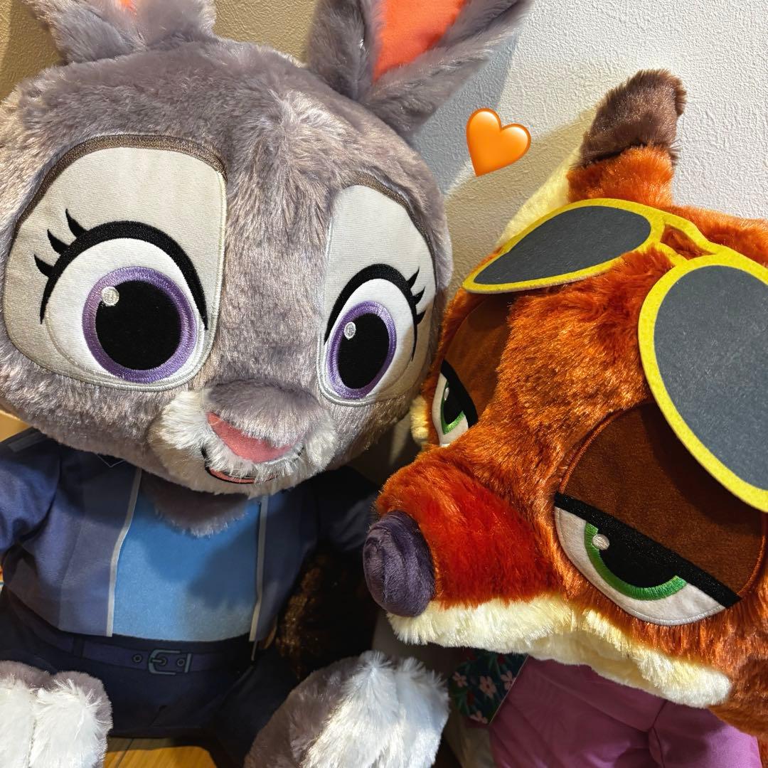 ズートピア　スーパーラージぬいぐるみ　ニック　ジュディ　おまけつき☺︎