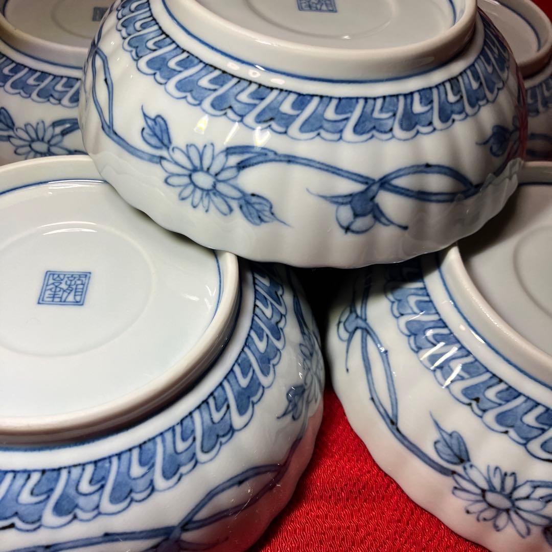 三洋陶器　龍峰窯　金彩古伊万里 祥瑞花丸紋中鉢揃　菊割中鉢