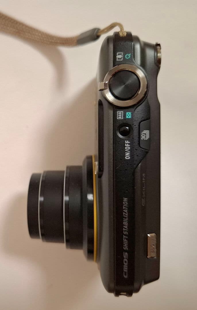 [美品] カシオ EXILIM High Speed EX-FC100コンテジ