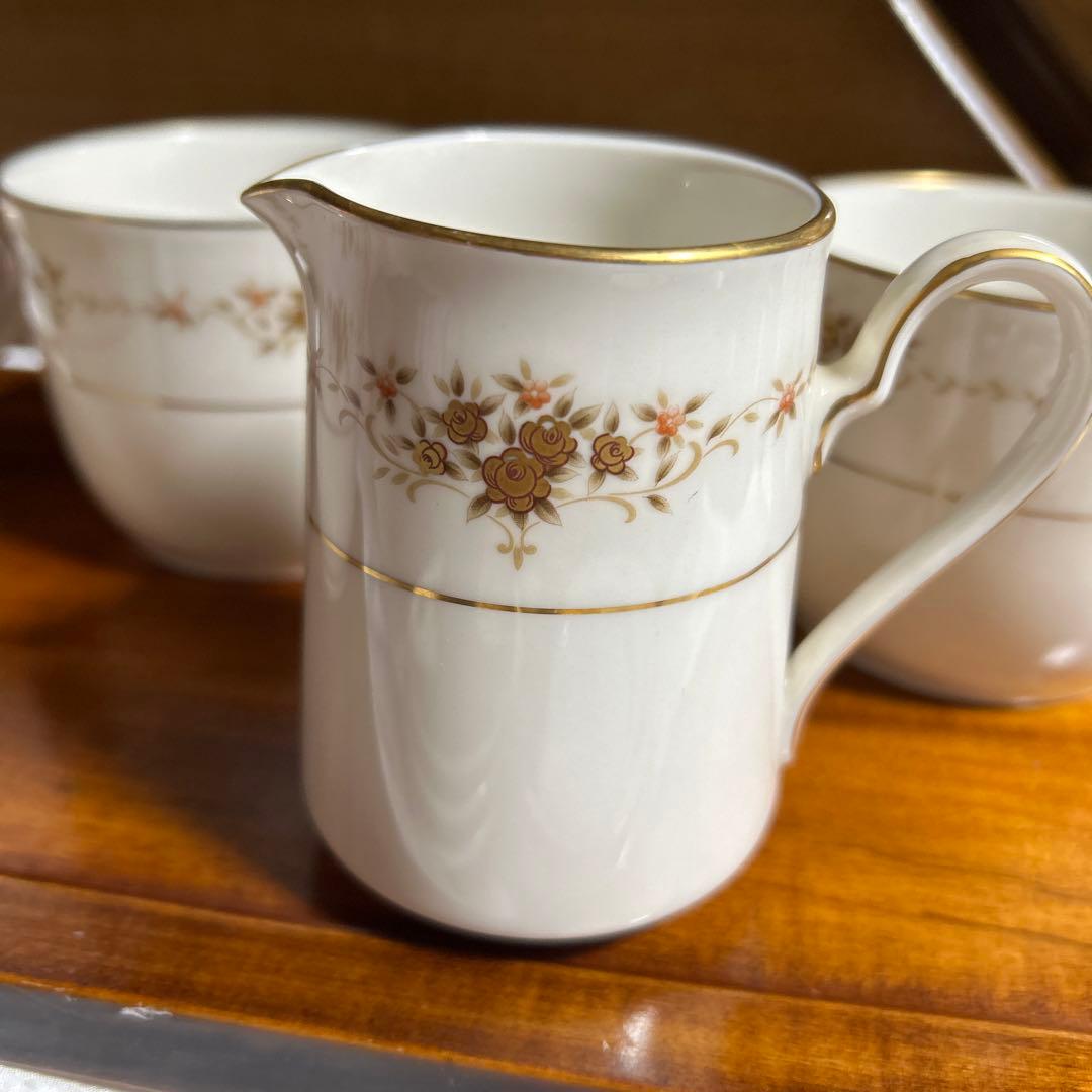 ノリタケ花柄カップ＆ソーサーセット美品