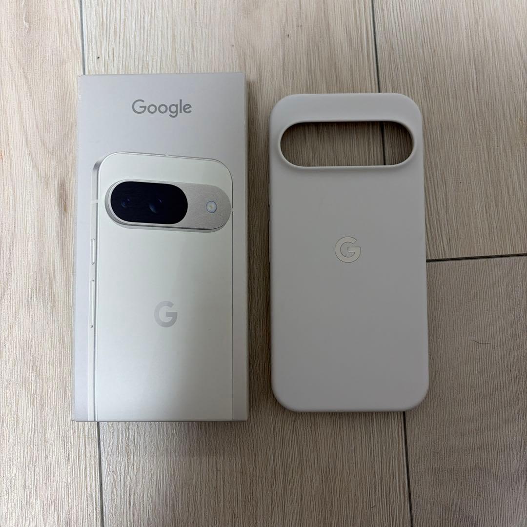 Google Pixel 9 128GB ホワイト 本体＋純正ケース付き！