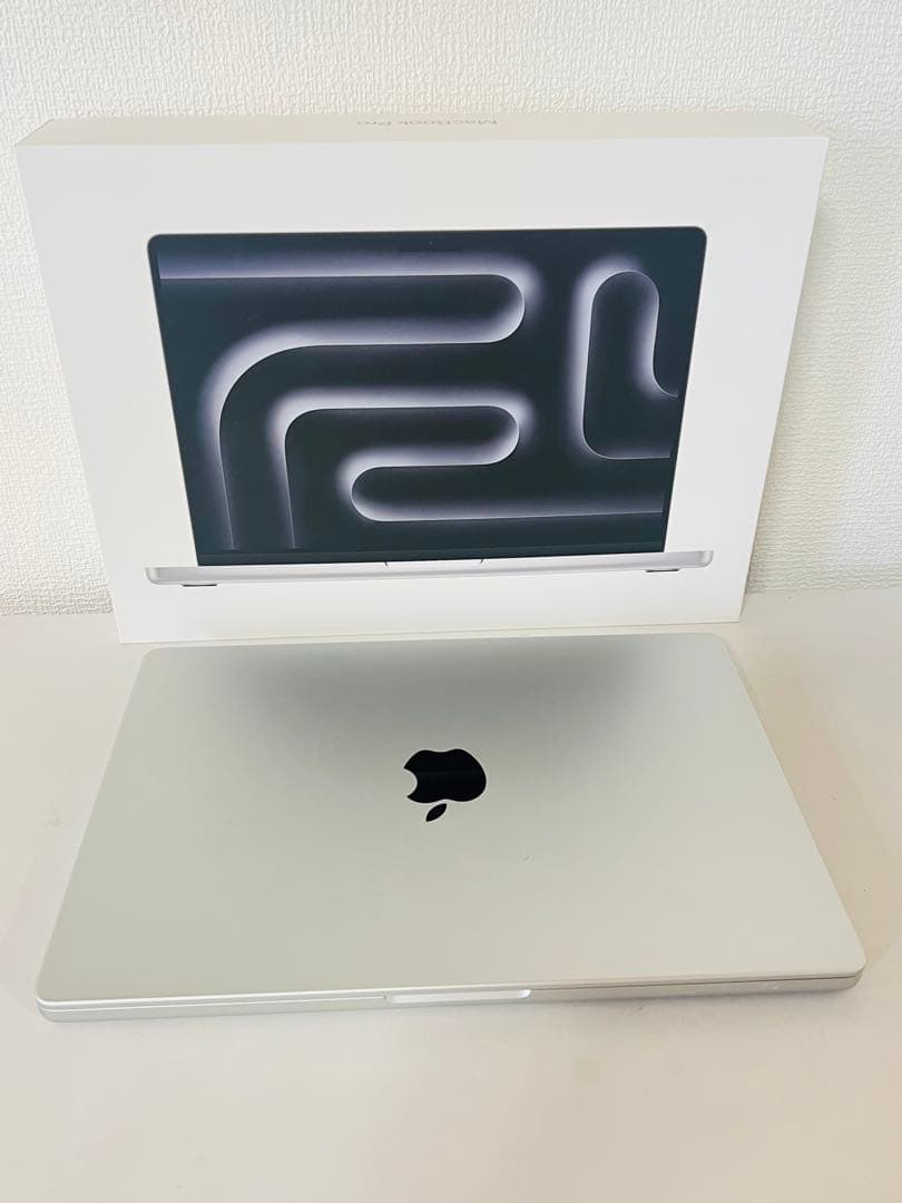 Macbook M4 Pro 14インチ 2024 16GB 512GB
