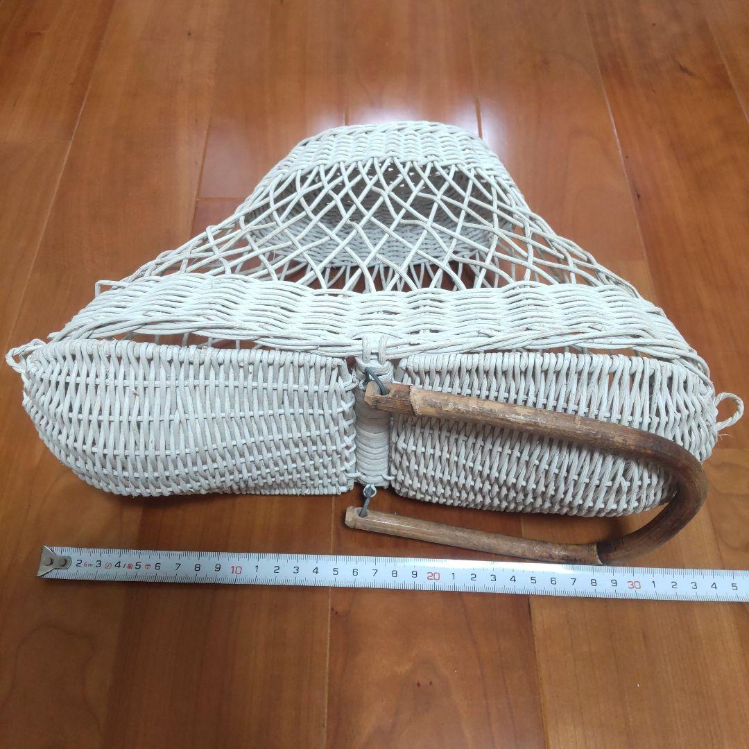 【16日迄価格】フランス　アンティーク　 籐製バスケット 　パニエ　蚤の市