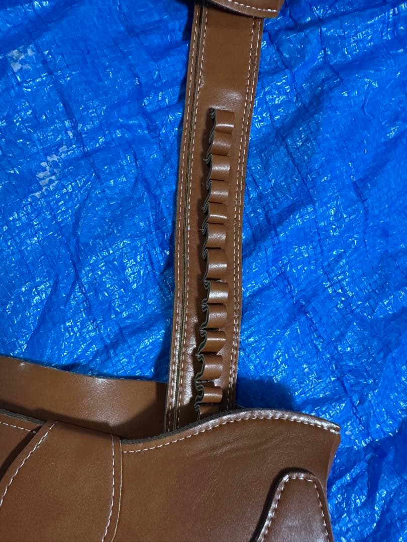 西部劇　レザーホルスター　二丁向け