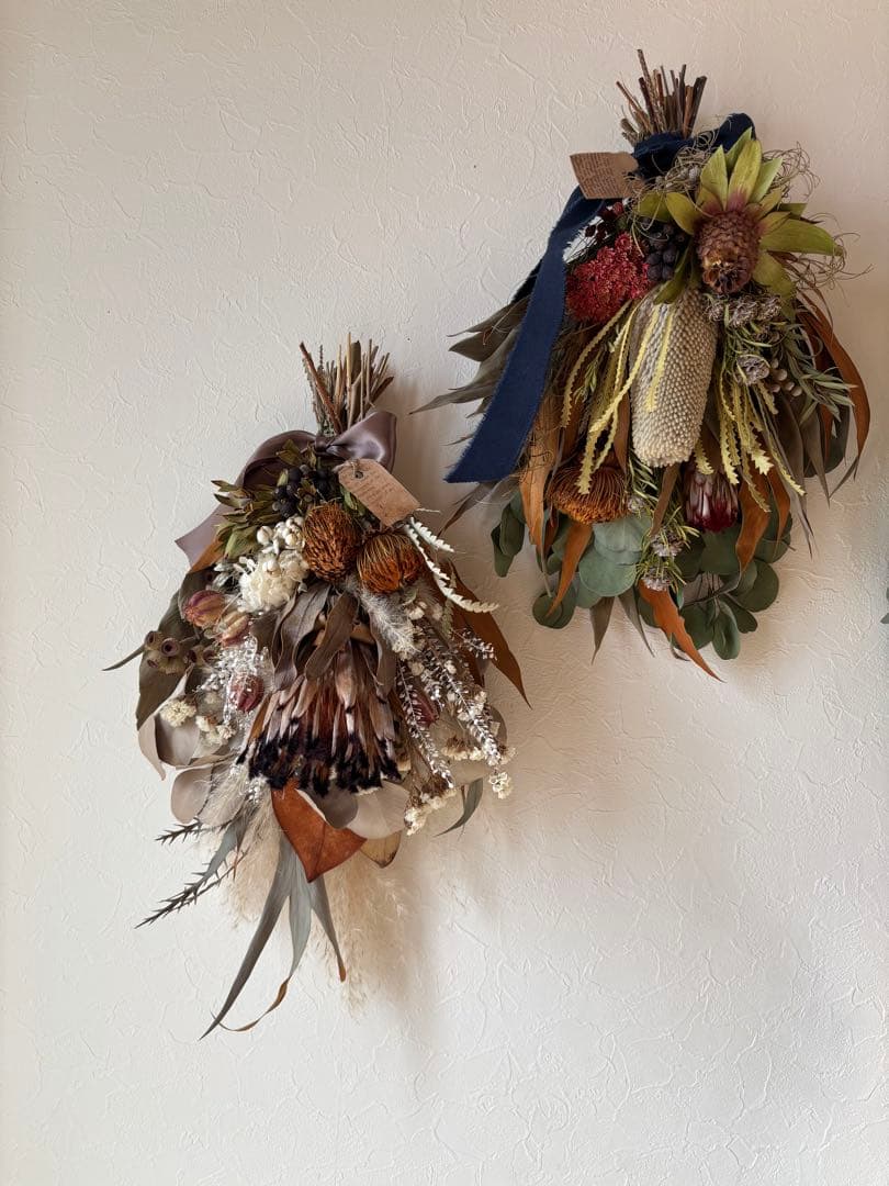 ドライフラワー　プロテア&ふわふわパンパスグラスの大人アンティークスワッグ♪