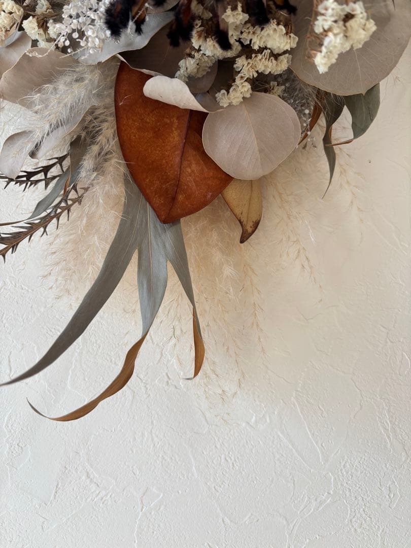 ドライフラワー　プロテア&ふわふわパンパスグラスの大人アンティークスワッグ♪