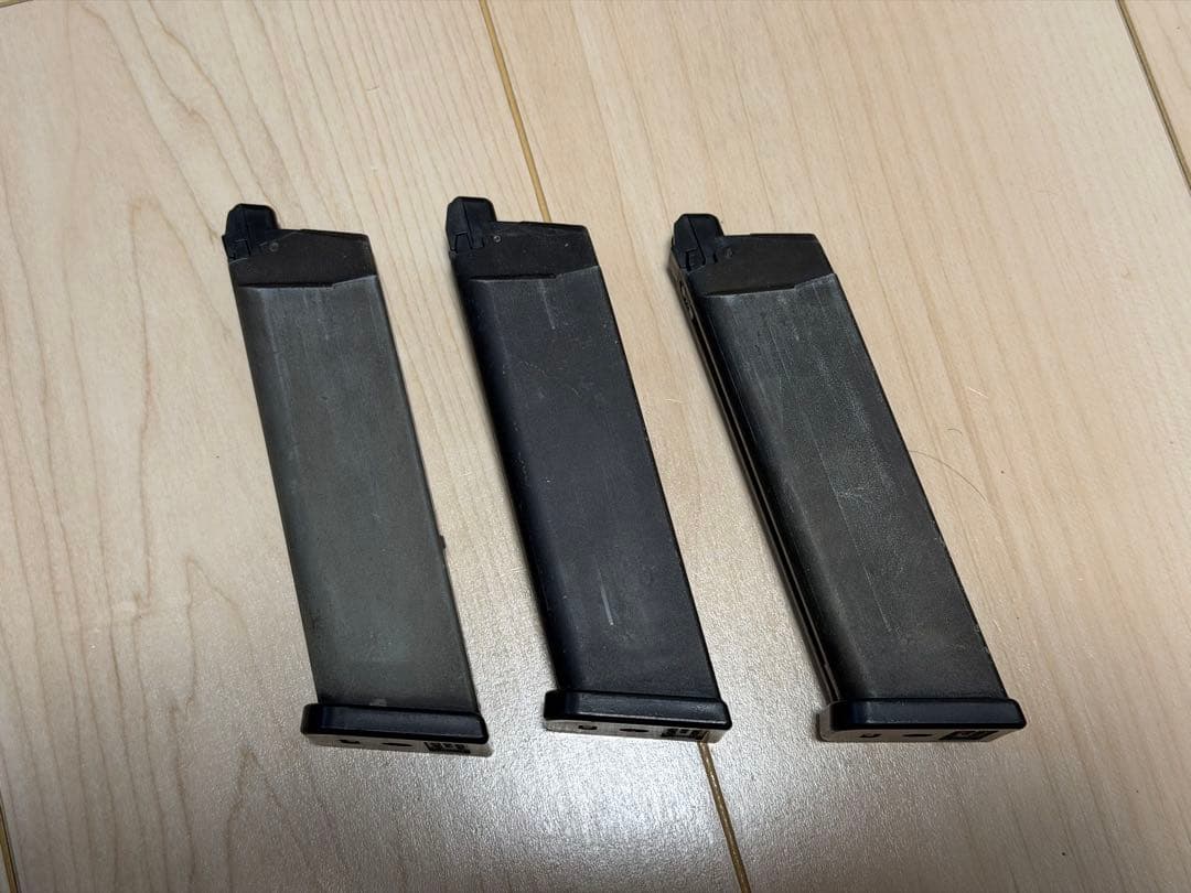 GLOCK 17 gen3 ガスガン マガジン3個付き
