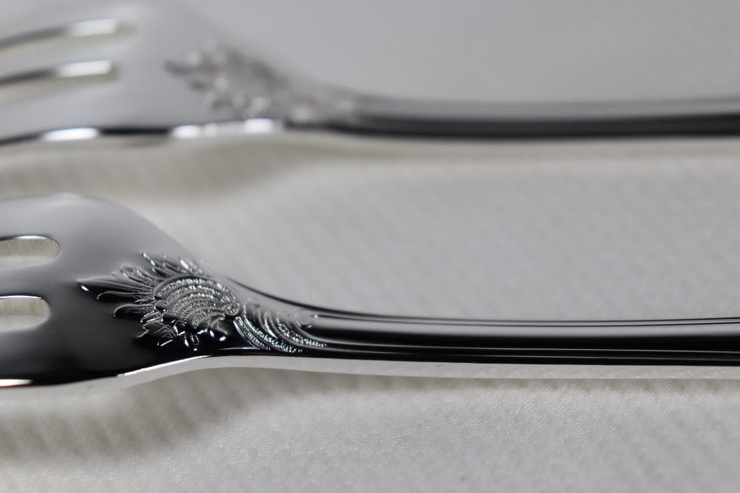 クリストフル■ケーキフォーク2本組■なかなか綺麗な個体です■大人気のマルリーです