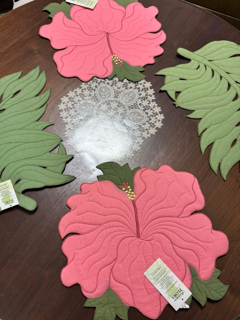 ランチョンマット ハワイアンキルト ハイビスカス Hawaii 4点セット新品