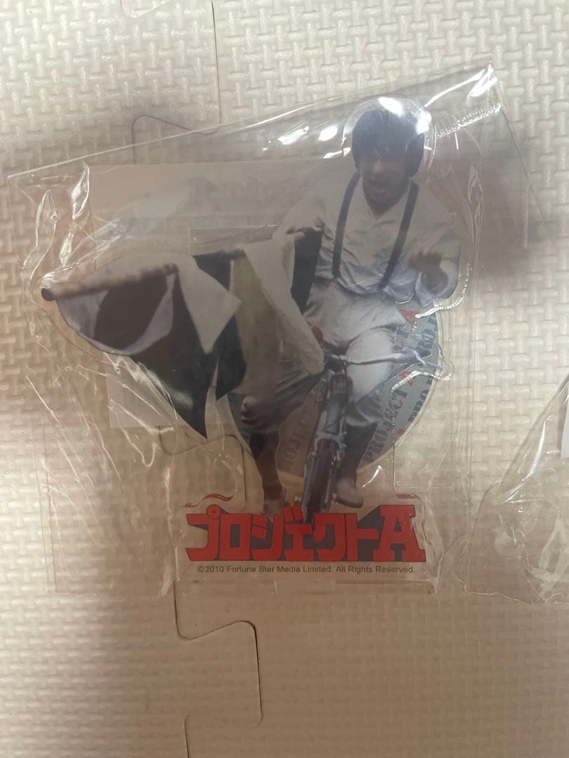 ジャッキー・チェン フィギュア2体&アクリルスタンド4個