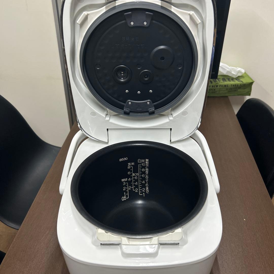 ZOJIRUSHI 象印 炊飯ジャー １升炊き 炊飯器 NW-JT18 圧力