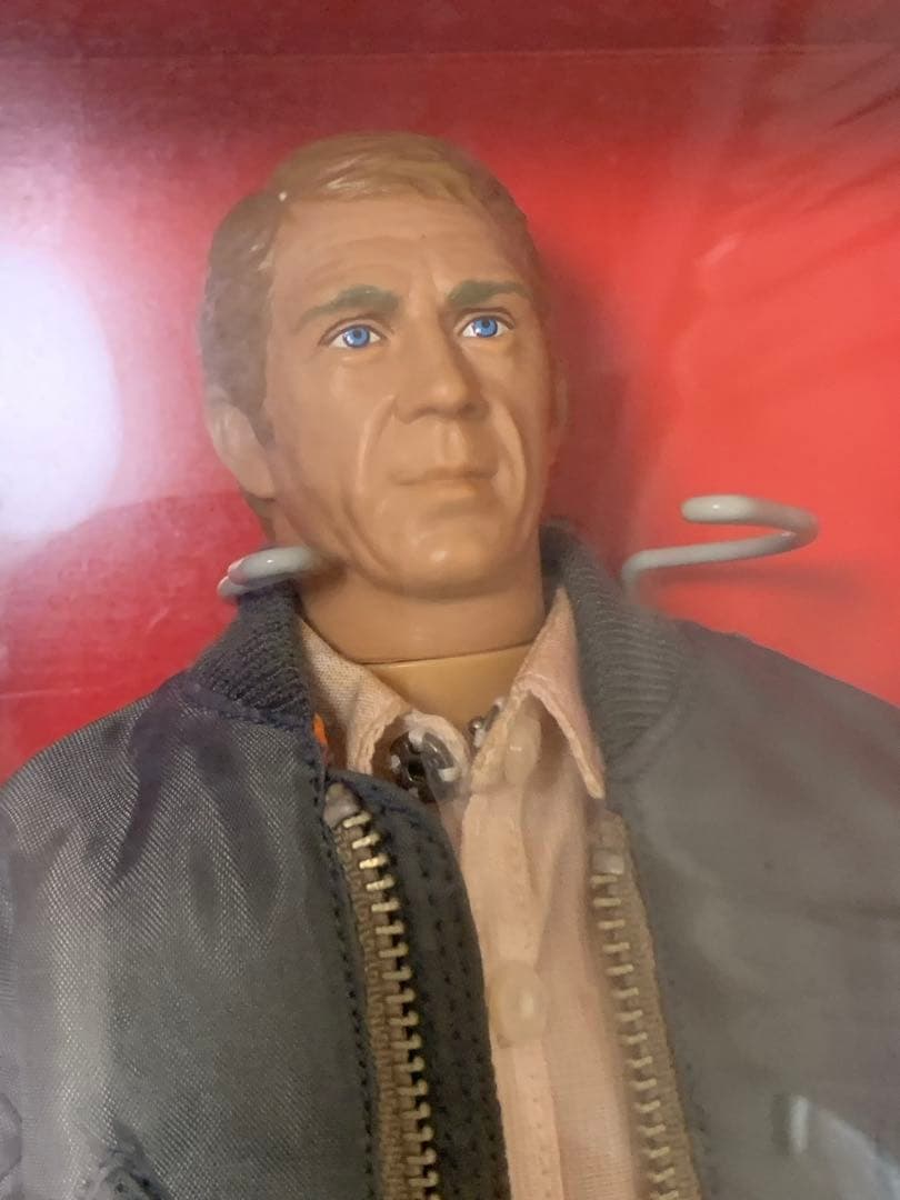 【未開封】TOYS McCOY THE HUNTER STEVEMcQUEEN