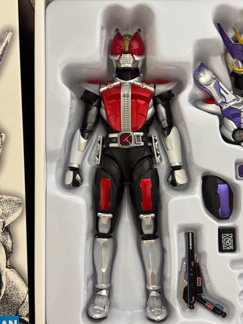 S.H.Figuarts真骨頂製法　仮面ライダー電王ソードフォーム／ガンフォーム